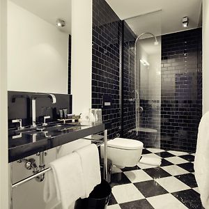 Uitgebreide Kamer met een King Size Bed